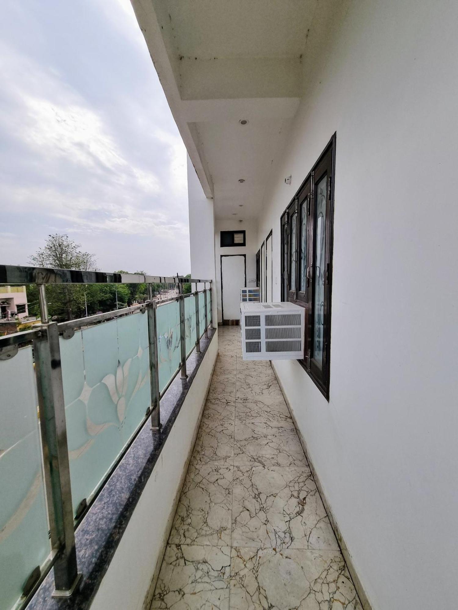 Hotel Sangam View Prayagraj Exterior foto