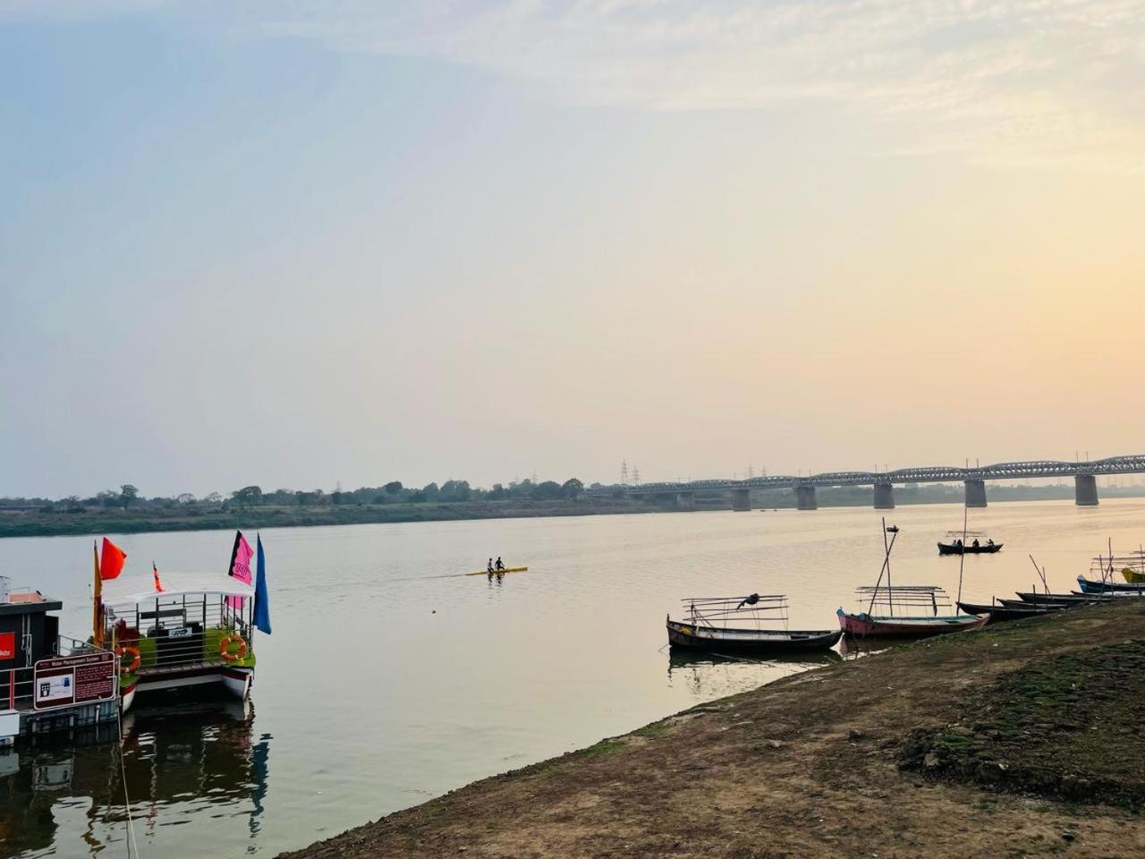 Hotel Sangam View Prayagraj Exterior foto